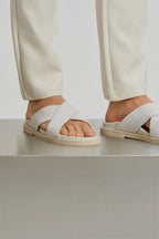 #color_Off White