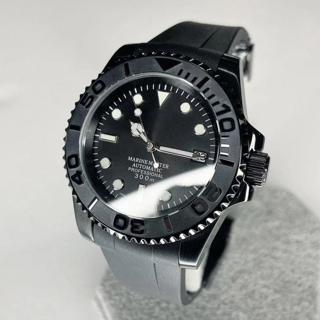 MONTRE MOD MARINER | NOIRE INTÉGRALE | BRACELET EN SILICONE