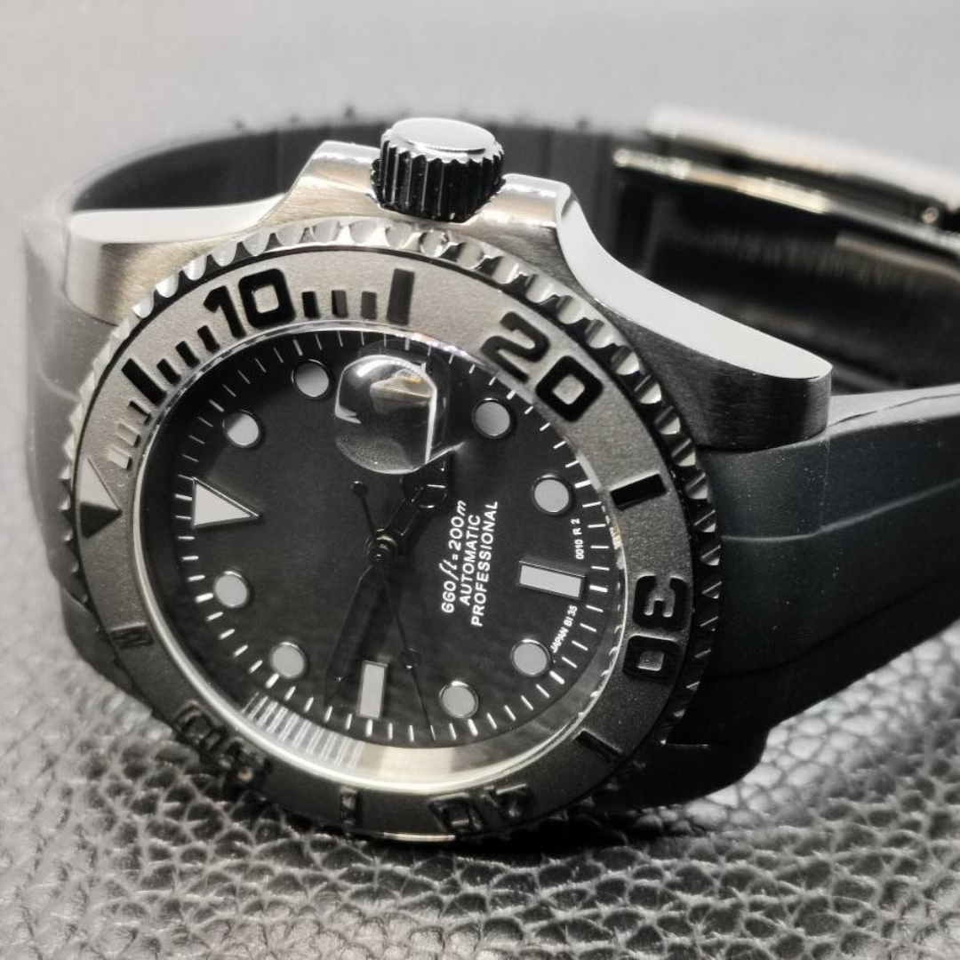 MONTRE MOD MARINER | NOIRE INTÉGRALE | BRACELET EN SILICONE