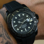 MONTRE MOD MARINER | NOIRE INTÉGRALE | BRACELET EN SILICONE
